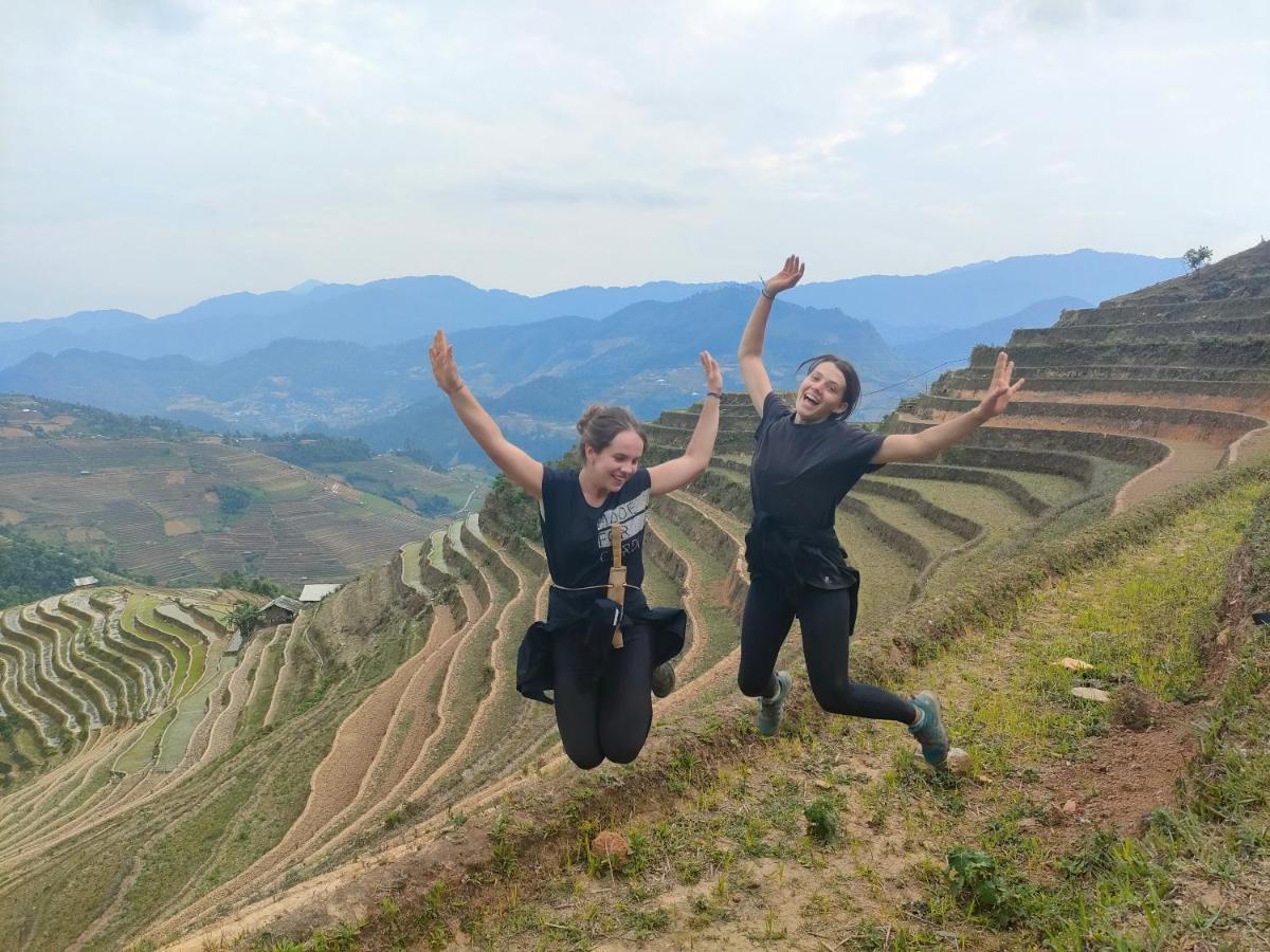 Indigenous Homestay- Trek- Food- Bus Mu Cang Chai Bagian luar foto