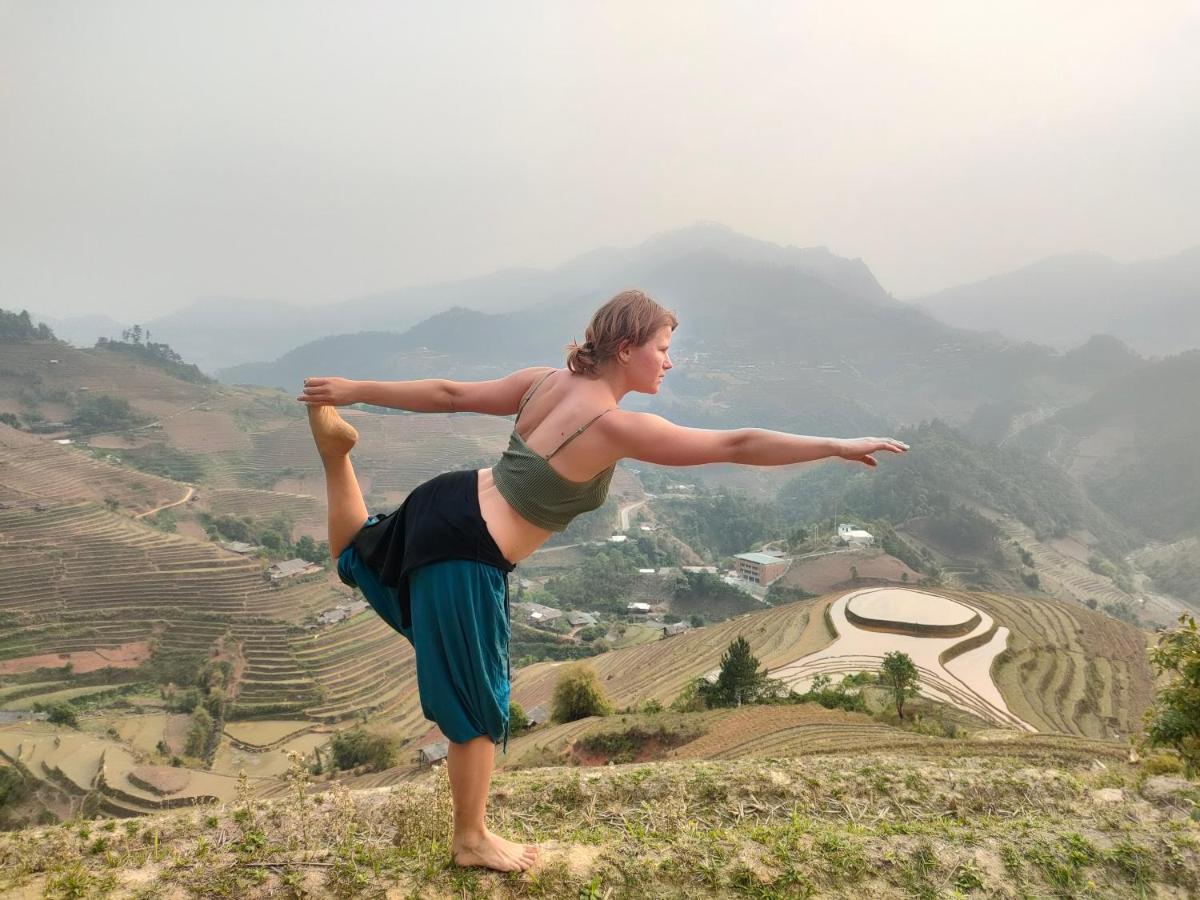 Indigenous Homestay- Trek- Food- Bus Mu Cang Chai Bagian luar foto