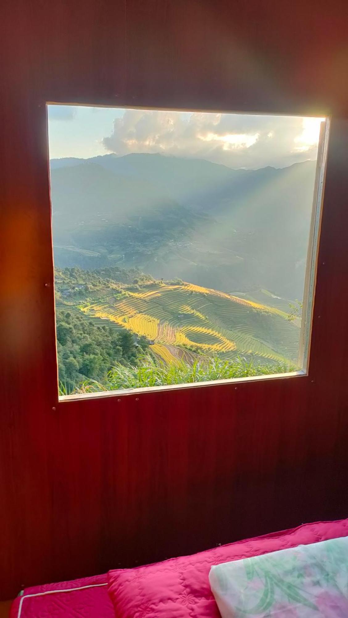 Indigenous Homestay- Trek- Food- Bus Mu Cang Chai Bagian luar foto
