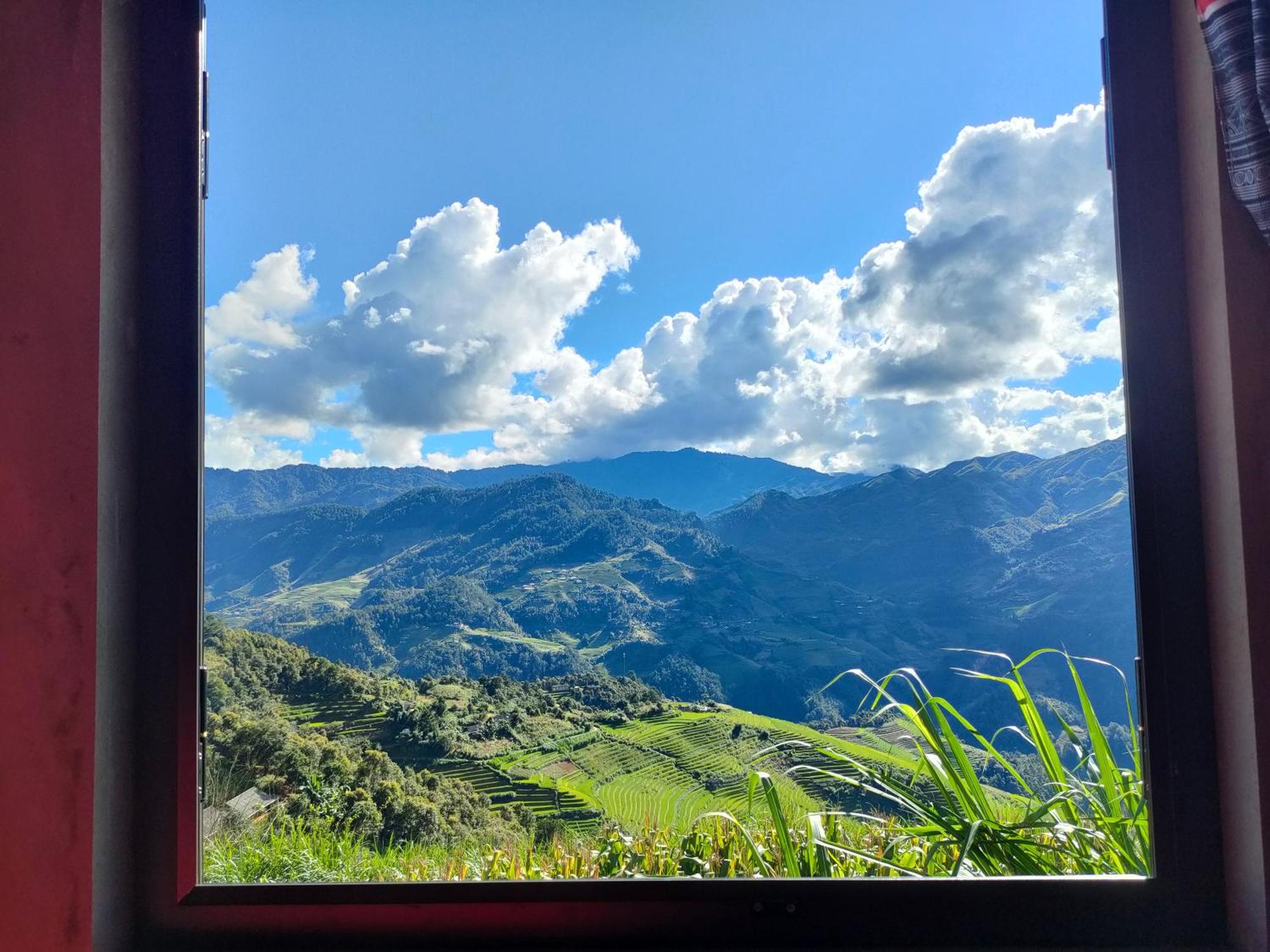 Indigenous Homestay- Trek- Food- Bus Mu Cang Chai Ruang foto